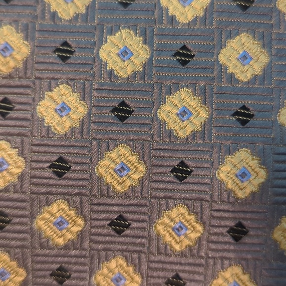 Tie by ROBERT TALBOTT BEST OF CLASS100% SILK NWOT - Picture 6 of 11